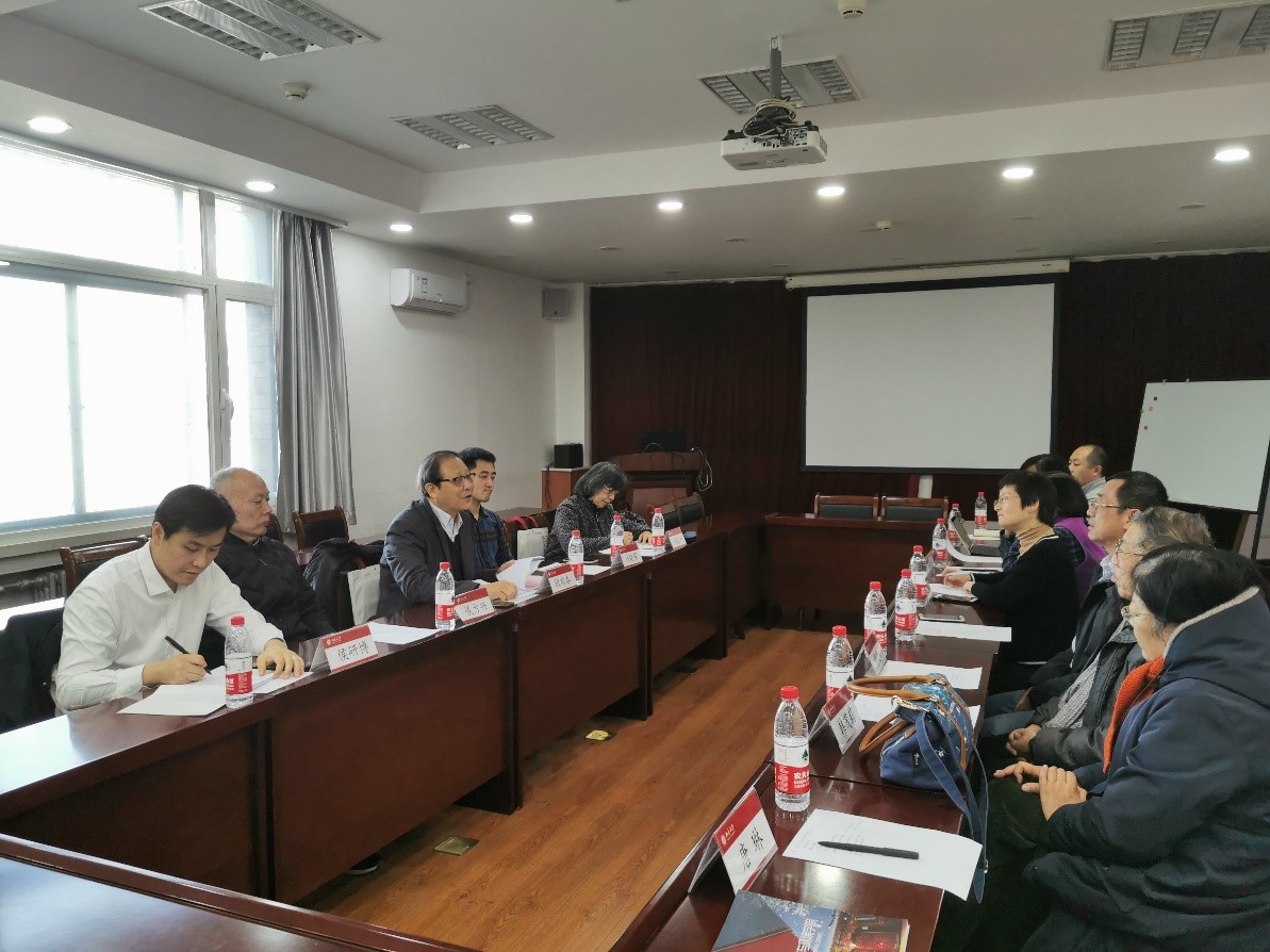 ccd94dc70b0d41158a9486a83d3c20b8.jpg 座談會(huì)現(xiàn)場(chǎng).jpg